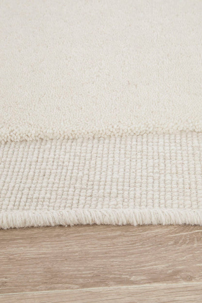 Cleo Milk Rug