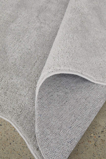 Evelyn Silver Rug